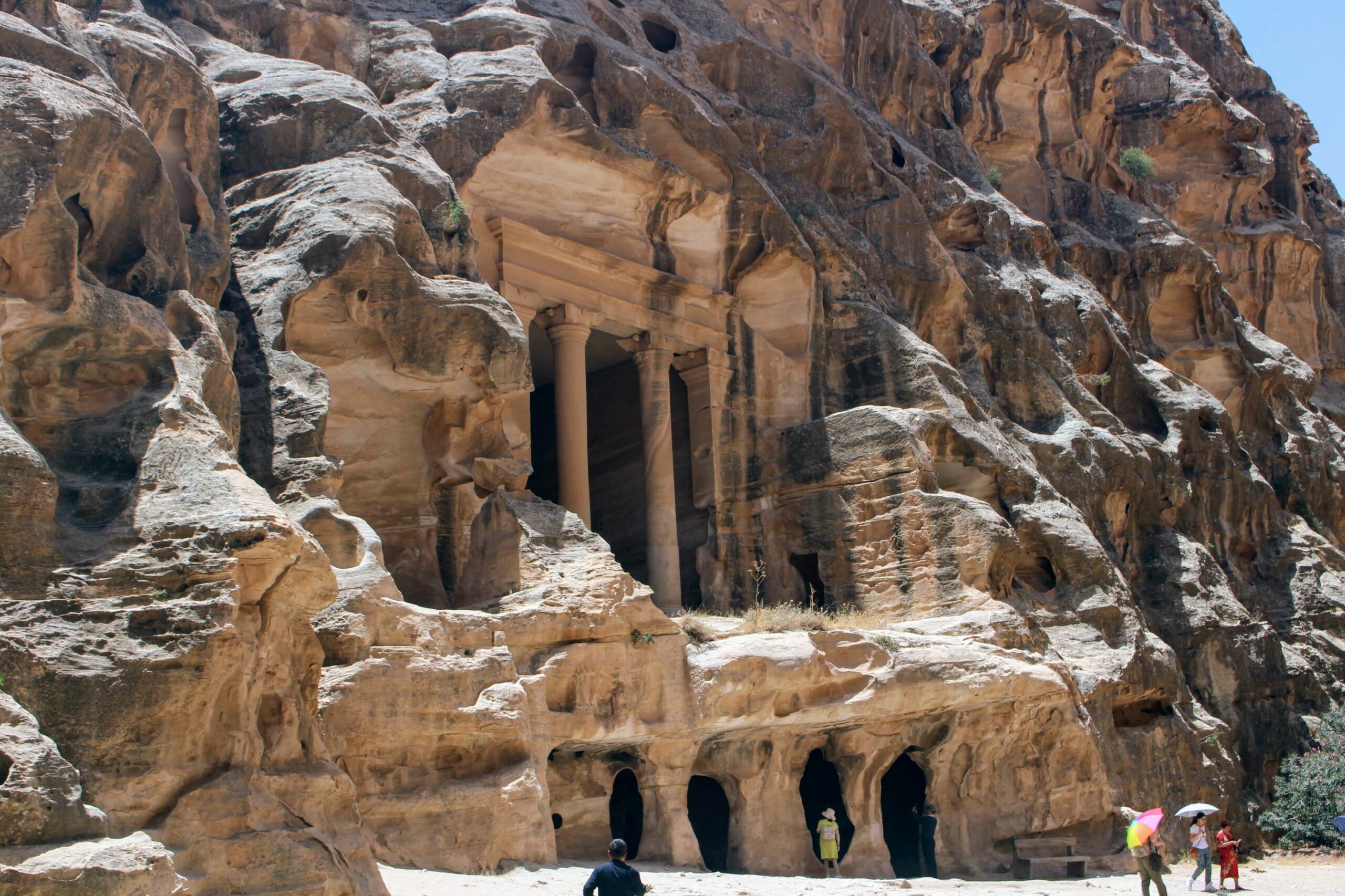 Jordan – Day 4: Drive to Petra (and a visit to Little Petra)