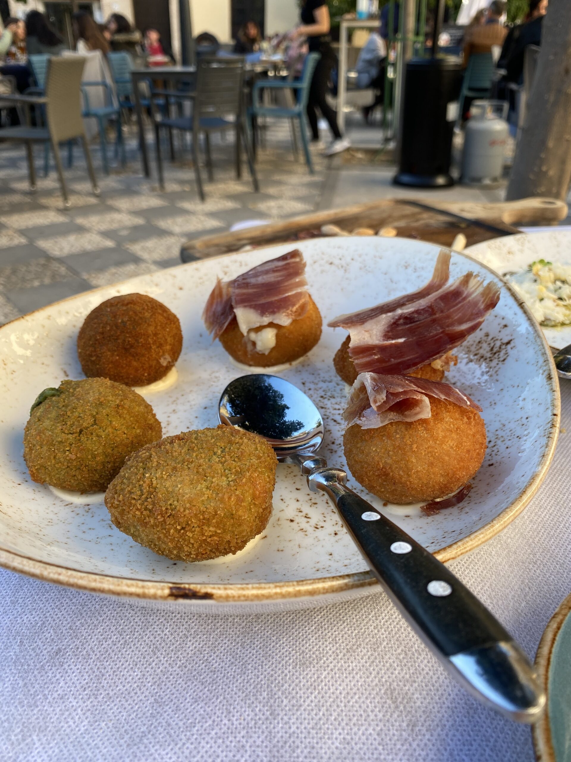 Spain Day 1 – Landing in Granada